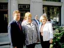 Vizebrgermeister Michael Ludwig, Anita Askin-Wicher,
			Bezirksvorsteherin Martina Malyar